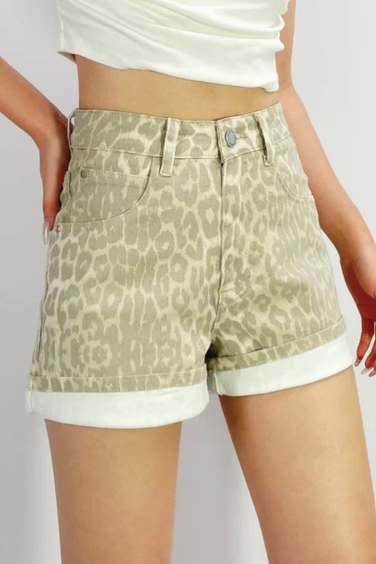 leopard print denim stretch short